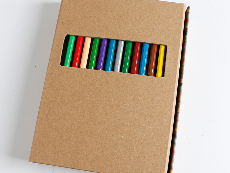 COLOURING BOOK - Tri-Fold Kraft Coloring Kit with 24 Pencils