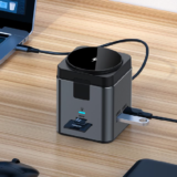 8n1 HUB MagCHARGER - All-in-One USB-C Hub with 15W MagSafe Wireless Charging - Image 2