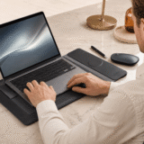 LAP-HOLD Dark Grey - Multifunctional Laptop Sleeve with 3-in-1 MagSafe Charger - Image 3