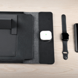LAP-HOLD Dark Grey - Multifunctional Laptop Sleeve with 3-in-1 MagSafe Charger - Image 10