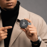 LIGHT UP SQUARISH - Eco-Friendly Bluetooth Speaker with 10W Wireless Charger and Customizable Logo - Image 2