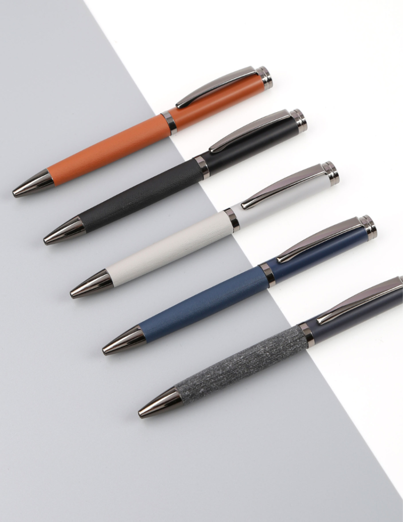DELUXE PEN - Classy Metal Pen with PU Cover for a Luxurious Writing Experience - Image 6