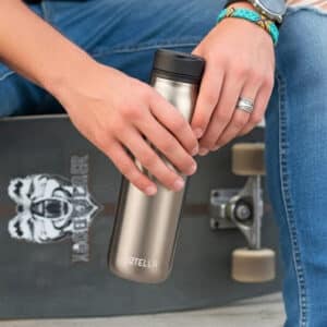 BOTELLA PRO - 900ml Multi-Functional Drink Bottle with Magnetic Phone Loop - Image 50