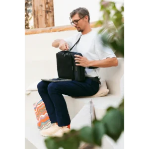 O Alpha Bag – Stylish 3-in-1 Travel Bag - Image 59