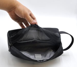 O Pouch Modern Essentials Bag - Image 7