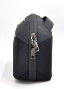 O Case Travel Bag - Image 10