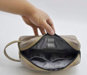 O Pouch Modern Essentials Bag - Image 32